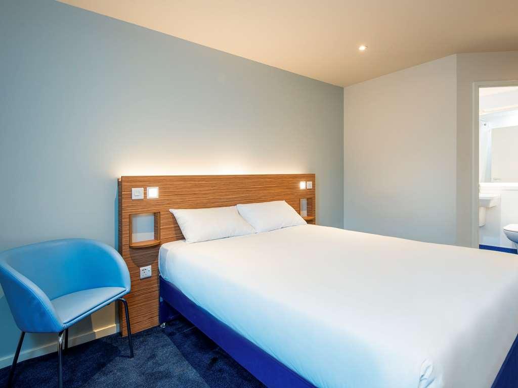 Ibis Budget West Thurrock Grays Bagian luar foto